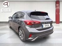Usado Ford Focus ST-Line 155 CV (114 kW) 2024 Gris Utilitario