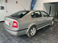 Occasion Skoda Octavia Tour 105 ch (77 kW) 2006 Argent Citadine
