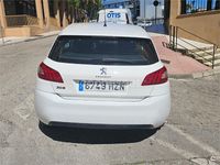 Usado Peugeot 308 Active 92 CV (67 kW) 2014 Blanco Berlina