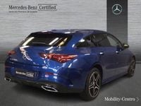 Usado Mercedes CLA250 AMG line 163 CV (119 kW) 2024 Azul denim metalizado Berlina
