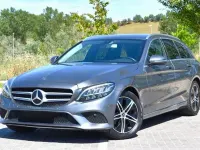 Usado Mercedes C200 160 CV (117 kW) 2020 Gris / plata Familiar