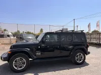 Usado Jeep Wrangler Unlimited Sahara 200 CV (147 kW) 2019 Negro SUV