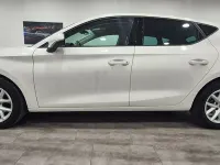 Usado Seat Leon Style 115 CV (84 kW) 2021 Blanco Berlina