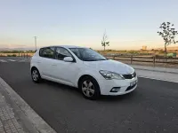 Usado Kia Ceed Plus 90 CV (66 kW) 2012 Blanco Utilitario