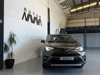 Käytetty Toyota RAV4 Advance 143 HP (105 kW) 2016 Sininen Katumaasturi
