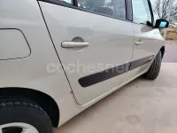 Usado Renault Grand Espace Dynamique 150 CV (110 kW) 2006 Gris / plata Monovolumen