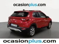 Usado Kia Stonic 101 CV (74 kW) 2022 Rojo SUV