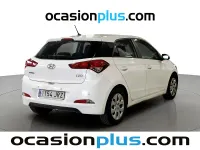 Usado Hyundai i20 90 CV (66 kW) 2016 Blanco Utilitario