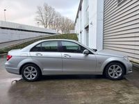 Usado Mercedes C200 Edition 136 CV (100 kW) 2013 Gris / plata Berlina