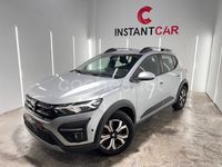 Usado Dacia Sandero Comfort 90 CV (66 kW) 2020 Gris / plata Berlina