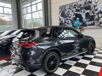 Usado Mercedes GLC220 197 CV (144 kW) 2024 Gris / plata SUV