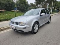 Usado VW Golf IV Highline 105 CV (77 kW) 2001 Gris / plata Berlina