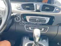 Usado Renault Scénic III Bose Edition 110 CV (80 kW) 2014 Gris / plata Monovolumen