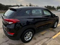 Usado Hyundai Tucson 132 CV (97 kW) 2016 Negro SUV