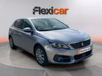 Usado Peugeot 308 Active 131 CV (96 kW) 2021 Gris Berlina