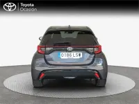 Occasion Toyota Yaris Hybrid Style 116 PK (85 kW) 2021 Grijs MPV