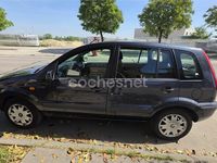 Usado Ford Fusion 90 CV (66 kW) 2006 Gris / plata Utilitario