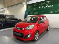 Usado Kia Picanto 69 CV (50 kW) 2011 Rojo Utilitario