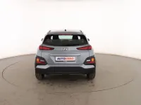 Usado Hyundai Kona 120 CV (88 kW) 2020 Gris SUV