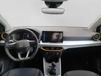 Usado Seat Arona Style 110 CV (80 kW) 2024 Gris SUV