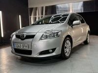 Usado Toyota Auris Active 90 CV (66 kW) 2009 Gris Utilitario