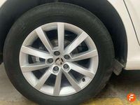 Usado Skoda Scala Ambition 110 CV (80 kW) 2021 Blanco Utilitario