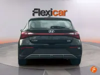 Usado Hyundai i20 84 CV (61 kW) 2024 Negro Utilitario
