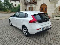 Usado Volvo V40 Kinetic 114 CV (83 kW) 2014 Blanco Utilitario
