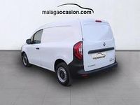 Begagnad Renault Kangoo 89 kW (122 HK) 2023 Vit Minibuss
