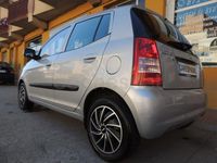 Usado Kia Picanto EX 65 CV (47 kW) 2005 Gris / plata Utilitario