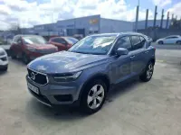 Usado Volvo XC40 150 CV (110 kW) 2019 Gris / plata SUV