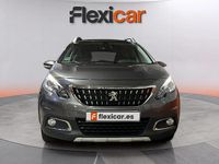 Usado Peugeot 2008 Allure 120 CV (88 kW) 2019 Gris SUV