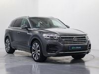 Usado VW Touareg R-line 286 CV (210 kW) 2021 Gris / plata SUV
