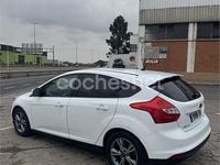 Usado Ford Focus 125 CV (91 kW) 2014 Blanco Berlina
