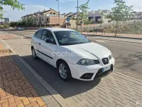 Usado Seat Ibiza Reference 85 CV (62 kW) 2008 Blanco Berlina