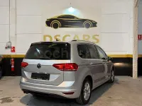 Usado VW Touran Sportline 150 CV (110 kW) 2021 Gris / plata Monovolumen