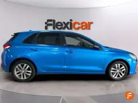 Usado Hyundai i30 GO! 120 CV (88 kW) 2018 Azul Familiar