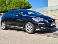 Usado DS Automobiles DS5 Style 119 CV (87 kW) 2017 Negro Utilitario