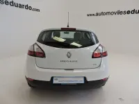 Usado Renault Mégane Intens 115 CV (84 kW) 2015 Blanco Berlina