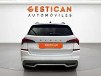 Usado Skoda Kamiq Ambition 110 CV (80 kW) 2021 Blanco SUV