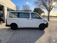 Usado VW Caravelle 150 CV (110 kW) 2021 Blanco Monovolumen