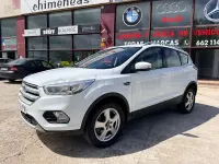 Usado Ford Kuga Trend 150 CV (110 kW) 2018 Blanco SUV