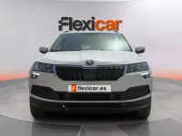 Usado Skoda Karoq Ambition 150 CV (110 kW) 2020 Blanco SUV