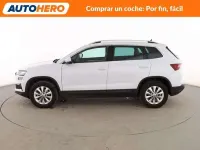 Usado Skoda Karoq Ambition 110 CV (80 kW) 2023 Blanco SUV