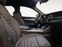 Nuevo Alfa Romeo Stelvio Sprint 202 CV (148 kW) 2025 Rojo SUV