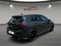 Usado VW Golf VIII GTI 245 CV (180 kW) 2024 Gris / plata Berlina