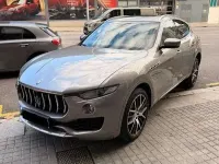 Usado Maserati Levante 430 CV (316 kW) 2017 Gris SUV