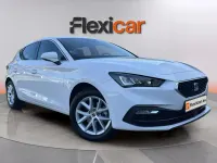 Usado Seat Leon Style 116 CV (85 kW) 2025 Blanco Familiar
