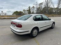 Usado Seat Toledo Stella 100 CV (73 kW) 1999 Blanco Berlina