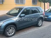 Usado Suzuki Grand Vitara 140 CV (102 kW) 2008 Gris / plata SUV